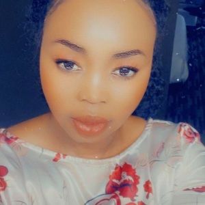 Meet your Posher, Fatina